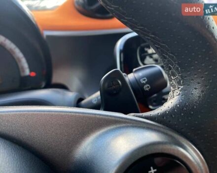 Оранжевый Смарт Форту, объемом двигателя 1 л и пробегом 61 тыс. км за 9490 $, фото 35 на Automoto.ua