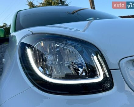 Білий Смарт EQ Forfour, об'ємом двигуна 0 л та пробігом 134 тис. км за 8350 $, фото 106 на Automoto.ua