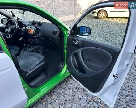 Білий Смарт EQ Forfour, об'ємом двигуна 0 л та пробігом 134 тис. км за 8350 $, фото 88 на Automoto.ua