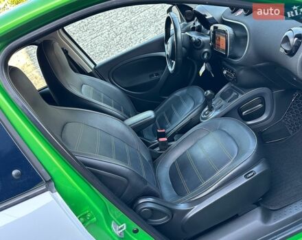 Білий Смарт EQ Forfour, об'ємом двигуна 0 л та пробігом 134 тис. км за 8350 $, фото 92 на Automoto.ua