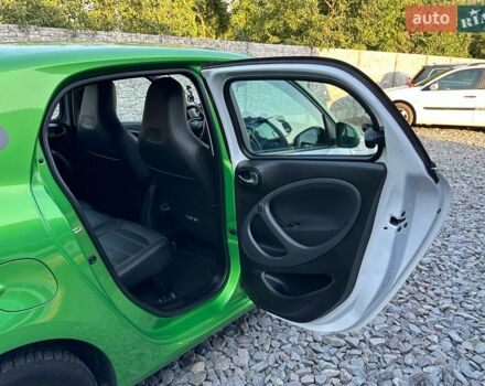 Білий Смарт EQ Forfour, об'ємом двигуна 0 л та пробігом 134 тис. км за 8350 $, фото 81 на Automoto.ua