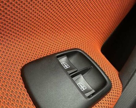 Белый Смарт EQ Forfour, объемом двигателя 0 л и пробегом 93 тыс. км за 8500 $, фото 27 на Automoto.ua