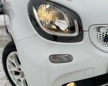 Белый Смарт EQ Forfour, объемом двигателя 0 л и пробегом 93 тыс. км за 8500 $, фото 1 на Automoto.ua