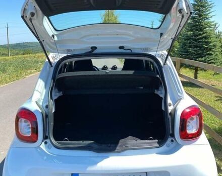 Белый Смарт EQ Forfour, объемом двигателя 0 л и пробегом 34 тыс. км за 7900 $, фото 7 на Automoto.ua