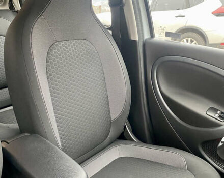 Білий Смарт EQ Forfour, об'ємом двигуна 0 л та пробігом 25 тис. км за 9999 $, фото 16 на Automoto.ua