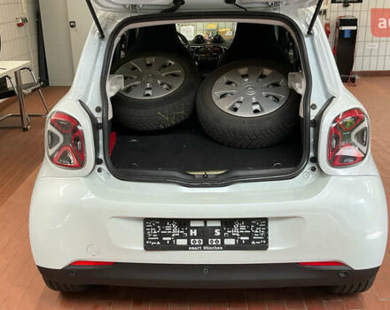 Белый Смарт EQ Forfour, объемом двигателя 0 л и пробегом 23 тыс. км за 14065 $, фото 12 на Automoto.ua