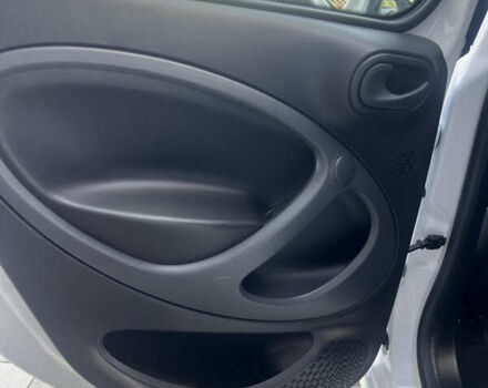 Білий Смарт EQ Forfour, об'ємом двигуна 0 л та пробігом 11 тис. км за 9500 $, фото 19 на Automoto.ua