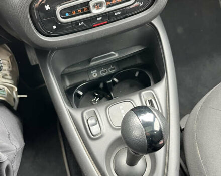 Белый Смарт EQ Forfour, объемом двигателя 0 л и пробегом 47 тыс. км за 11700 $, фото 23 на Automoto.ua