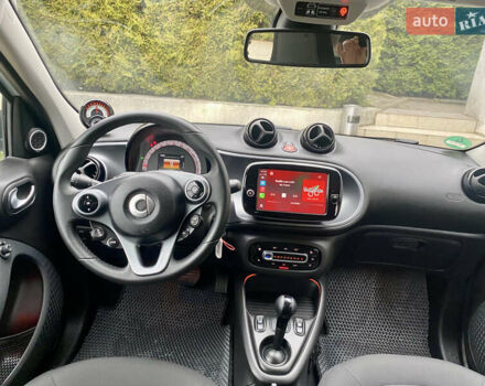 Білий Смарт EQ Forfour, об'ємом двигуна 0 л та пробігом 25 тис. км за 9999 $, фото 10 на Automoto.ua