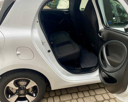 Білий Смарт EQ Forfour, об'ємом двигуна 0 л та пробігом 25 тис. км за 9999 $, фото 8 на Automoto.ua