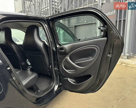 Черный Смарт EQ Forfour, объемом двигателя 0 л и пробегом 49 тыс. км за 9100 $, фото 28 на Automoto.ua
