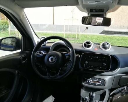 Черный Смарт EQ Forfour, объемом двигателя 0 л и пробегом 50 тыс. км за 10000 $, фото 4 на Automoto.ua