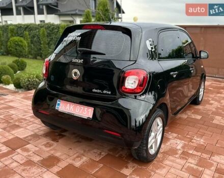 Черный Смарт EQ Forfour, объемом двигателя 0 л и пробегом 35 тыс. км за 9300 $, фото 5 на Automoto.ua