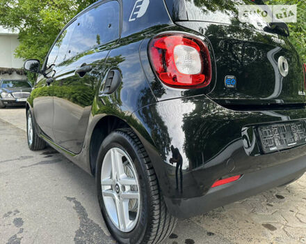 Черный Смарт EQ Forfour, объемом двигателя 0 л и пробегом 38 тыс. км за 9600 $, фото 45 на Automoto.ua