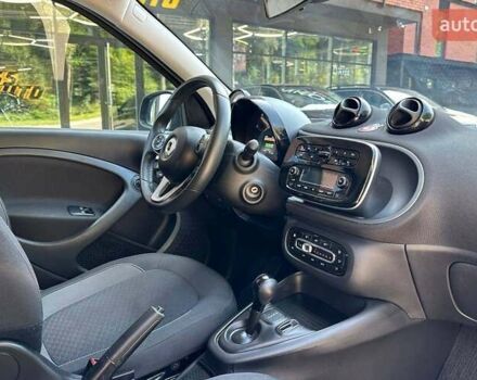 Черный Смарт EQ Forfour, объемом двигателя 0 л и пробегом 31 тыс. км за 11800 $, фото 13 на Automoto.ua