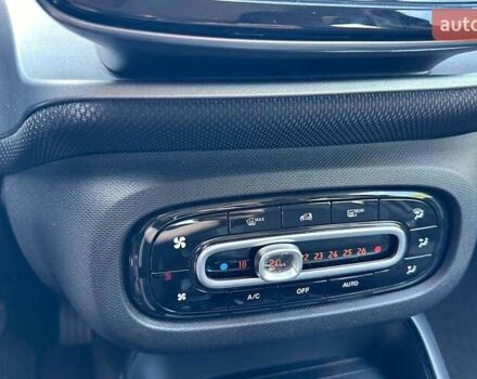 Черный Смарт EQ Forfour, объемом двигателя 0 л и пробегом 31 тыс. км за 11800 $, фото 11 на Automoto.ua
