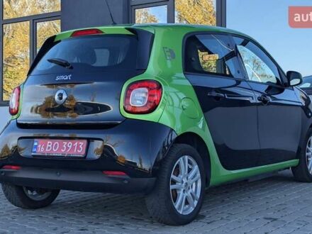 Смарт EQ Forfour 2017 в Тернополе на Automoto.ua Черный Смарт EQ Forfour, объемом двигателя 0 л и пробегом 83 тыс. км за 8400 $, фото 1 на Automoto.ua