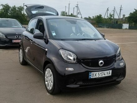 Чорний Смарт EQ Forfour, об'ємом двигуна 0 л та пробігом 83 тис. км за 7900 $, фото 1 на Automoto.ua