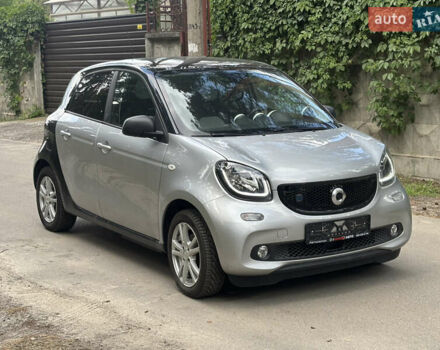 Серый Смарт EQ Forfour, объемом двигателя 0 л и пробегом 16 тыс. км за 10000 $, фото 2 на Automoto.ua