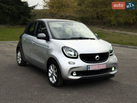 Сірий Смарт EQ Forfour, об'ємом двигуна 0 л та пробігом 51 тис. км за 8950 $, фото 1 на Automoto.ua