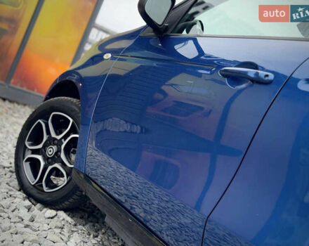Синий Смарт EQ Forfour, объемом двигателя 0 л и пробегом 55 тыс. км за 7999 $, фото 24 на Automoto.ua