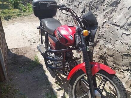 Спарк SP 125C-2C 2017 в Ракитное на Automoto.ua Красный Спарк SP 125C-2C, объемом двигателя 0.13 л и пробегом 8 тыс. км за 482 $, фото 1 на Automoto.ua