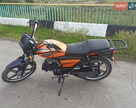 Оранжевый Спарк SP 125C-2X, объемом двигателя 0.12 л и пробегом 17 тыс. км за 400 $, фото 9 на Automoto.ua