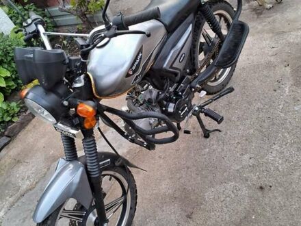 Спарк SP 125C-2XWQ 2023 у Тульчине на Automoto.ua Сірий Спарк SP 125C-2XWQ, об'ємом двигуна 1.25 л та пробігом 2 тис. км за 600 $, фото 1 на Automoto.ua
