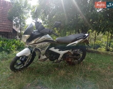 Спарк SP 125R-21 2016 в Воловце на Automoto.ua Белый Спарк SP 125R-21, объемом двигателя 0 л и пробегом 5 тыс. км за 361 $, фото 2 на Automoto.ua