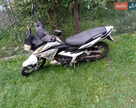 Спарк SP 125R-21 2016 в Воловце на Automoto.ua Белый Спарк SP 125R-21, объемом двигателя 0 л и пробегом 5 тыс. км за 361 $, фото 1 на Automoto.ua