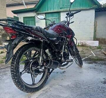 Спарк SP 150R-15 2024 в Жмеренке на Automoto.ua Красный Спарк SP 150R-15, объемом двигателя 0 л и пробегом 3 тыс. км за 800 $, фото 1 на Automoto.ua