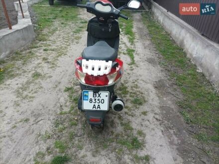 Спарк SP 150S-17R 2020 в Хмельницком на Automoto.ua Красный Спарк SP 150S-17R, объемом двигателя 0 л и пробегом 2 тыс. км за 700 $, фото 1 на Automoto.ua