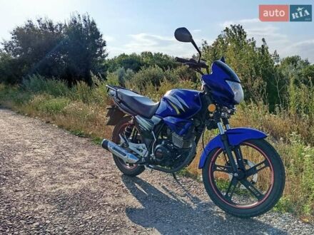 Спарк SP 200R-25I 2019 в Днепре (Днепропетровске) на Automoto.ua Синий Спарк SP 200R-25I, объемом двигателя 0 л и пробегом 19 тыс. км за 845 $, фото 1 на Automoto.ua