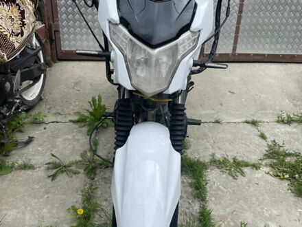 Спарк SP 200R-27 2018 у Чорткові на Automoto.ua Білий Спарк SP 200R-27, об'ємом двигуна 0.2 л та пробігом 11 тис. км за 740 $, фото 1 на Automoto.ua