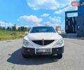Белый Cанг Йонг Актион, объемом двигателя 2 л и пробегом 340 тыс. км за 4200 $, фото 1 на Automoto.ua