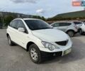 Білий Cанг Йонг Actyon, об'ємом двигуна 2 л та пробігом 202 тис. км за 6998 $, фото 1 на Automoto.ua