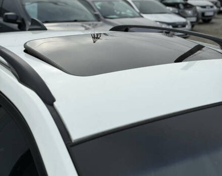 Белый Cанг Йонг Актион, объемом двигателя 2 л и пробегом 202 тыс. км за 6600 $, фото 6 на Automoto.ua