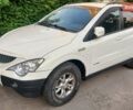 Білий Cанг Йонг Actyon, об'ємом двигуна 2 л та пробігом 172 тис. км за 5800 $, фото 1 на Automoto.ua