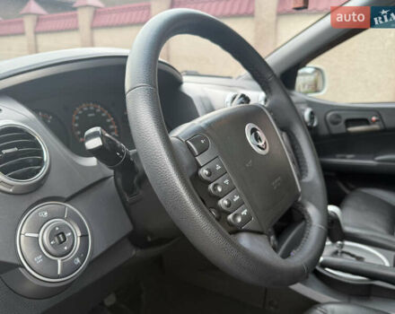 Белый Cанг Йонг Актион, объемом двигателя 2 л и пробегом 173 тыс. км за 6100 $, фото 12 на Automoto.ua