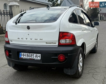 Белый Cанг Йонг Актион, объемом двигателя 2 л и пробегом 173 тыс. км за 6100 $, фото 6 на Automoto.ua