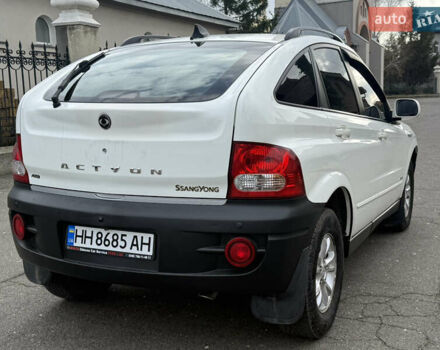 Белый Cанг Йонг Актион, объемом двигателя 2 л и пробегом 173 тыс. км за 6100 $, фото 7 на Automoto.ua