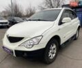 Белый Cанг Йонг Актион, объемом двигателя 2 л и пробегом 165 тыс. км за 7800 $, фото 1 на Automoto.ua