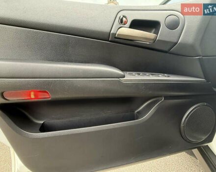 Белый Cанг Йонг Актион, объемом двигателя 2 л и пробегом 173 тыс. км за 6100 $, фото 11 на Automoto.ua