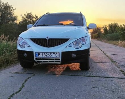 Белый Cанг Йонг Актион, объемом двигателя 2 л и пробегом 170 тыс. км за 6500 $, фото 1 на Automoto.ua