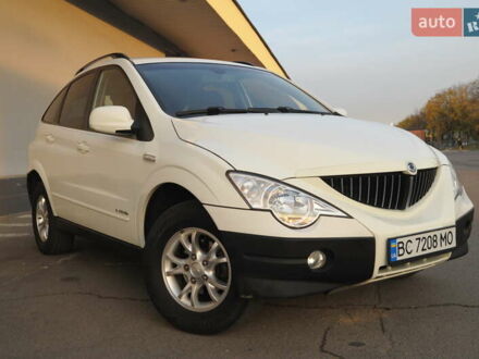 Cанг Йонг Actyon 2010 у Львові на Automoto.ua Білий Cанг Йонг Actyon, об'ємом двигуна 2 л та пробігом 200 тис. км за 7650 $, фото 1 на Automoto.ua