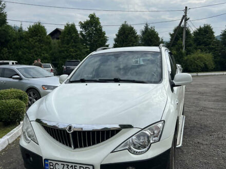 Cанг Йонг Actyon 2012 у Славском на Automoto.ua Білий Cанг Йонг Actyon, об'ємом двигуна 2 л та пробігом 94 тис. км за 9555 $, фото 1 на Automoto.ua