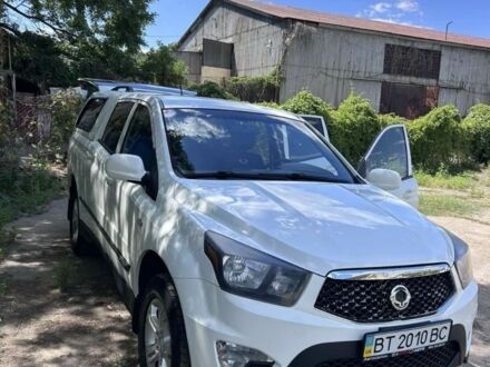Cанг Йонг Actyon 2014 у Одесі на Automoto.ua Білий Cанг Йонг Actyon, об'ємом двигуна 2 л та пробігом 177 тис. км за 310 $, фото 1 на Automoto.ua