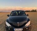 Черный Cанг Йонг Актион, объемом двигателя 2 л и пробегом 499 тыс. км за 7000 $, фото 1 на Automoto.ua