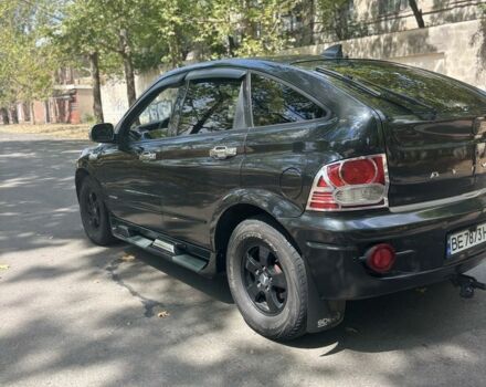 Черный Cанг Йонг Актион, объемом двигателя 2 л и пробегом 266 тыс. км за 7500 $, фото 3 на Automoto.ua