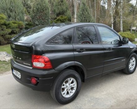 Черный Cанг Йонг Актион, объемом двигателя 1.9 л и пробегом 197 тыс. км за 4800 $, фото 3 на Automoto.ua